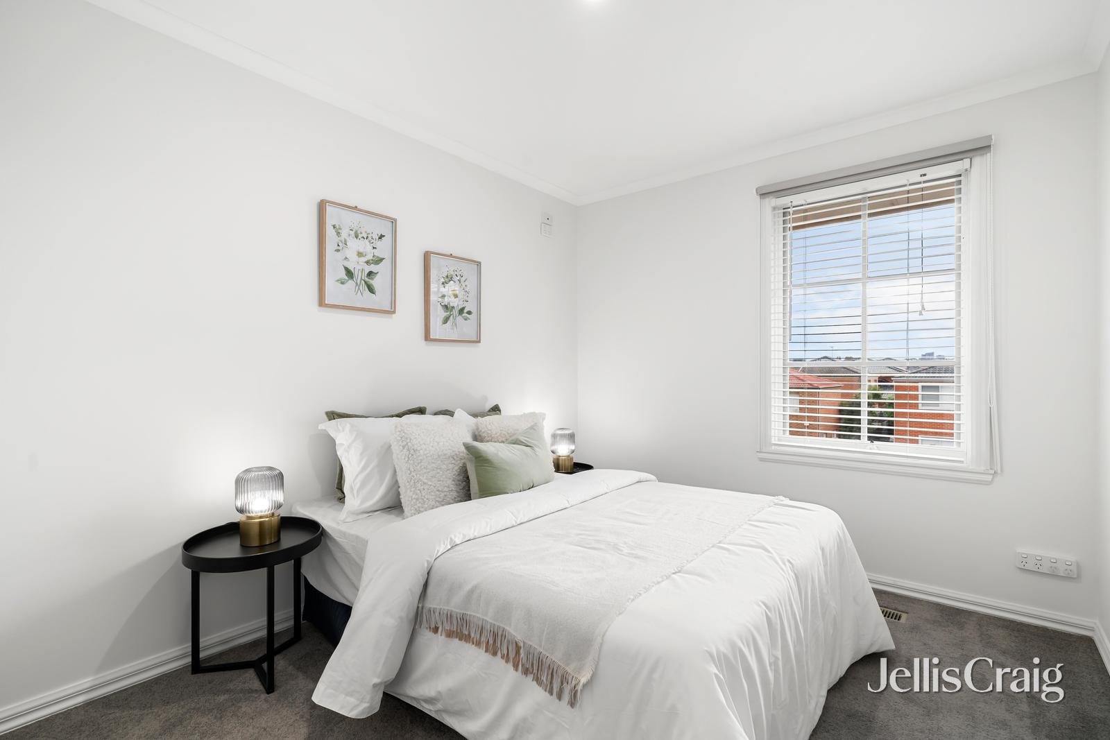 24 Kimberley Way, Bulleen image 13