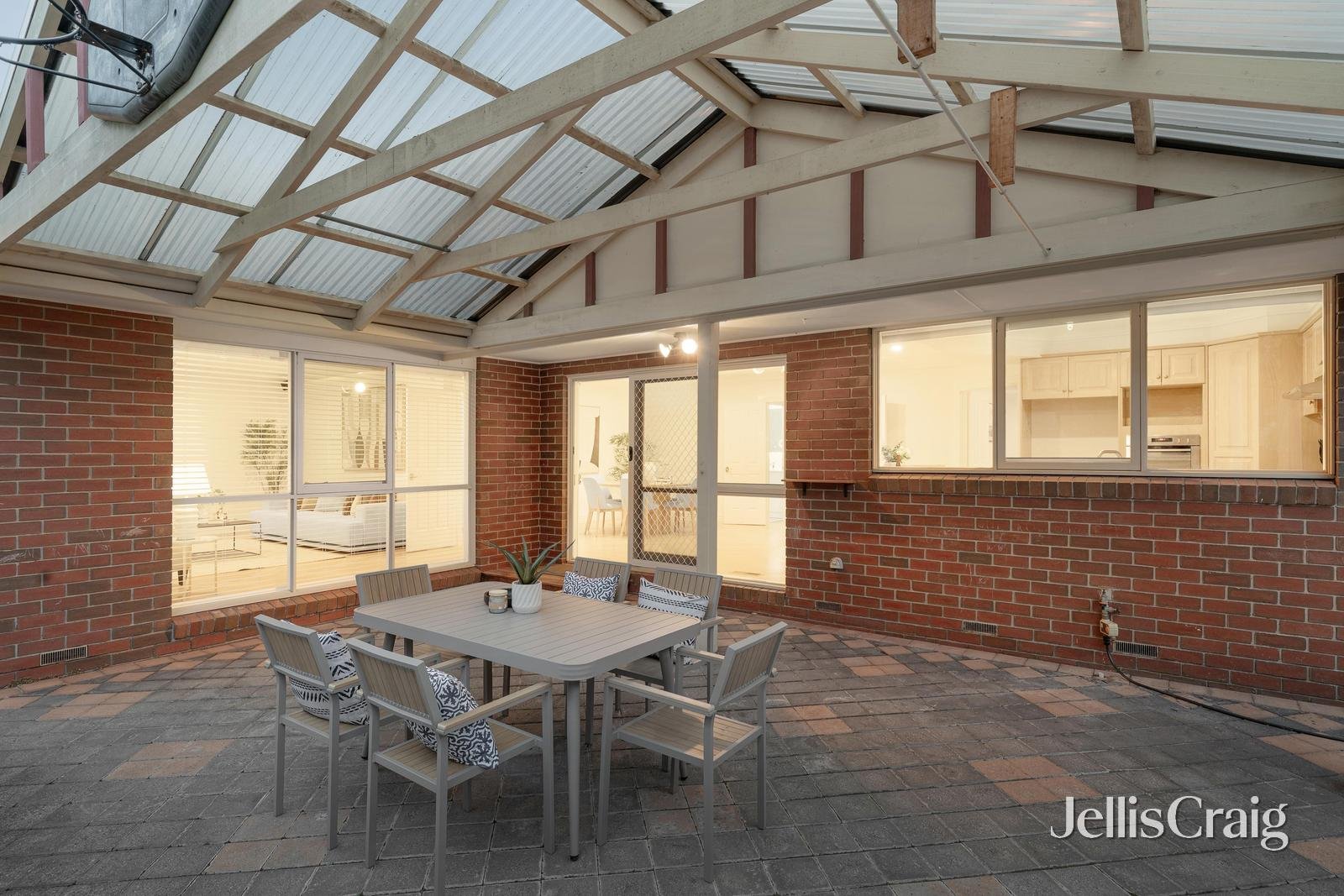 24 Kimberley Way, Bulleen image 14