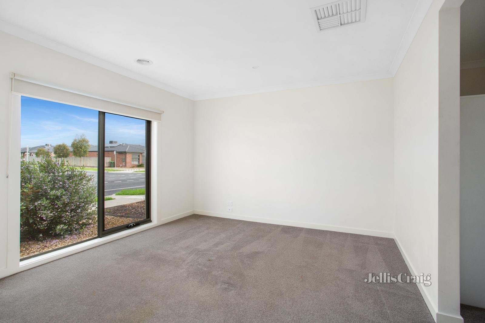 24 Koobush Boulevard, Wollert image 4