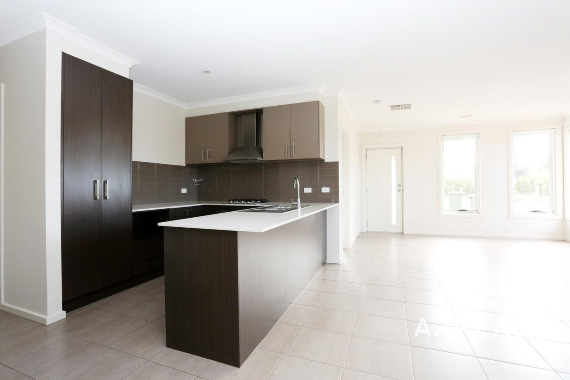 24 Kurrali Cres, Werribee