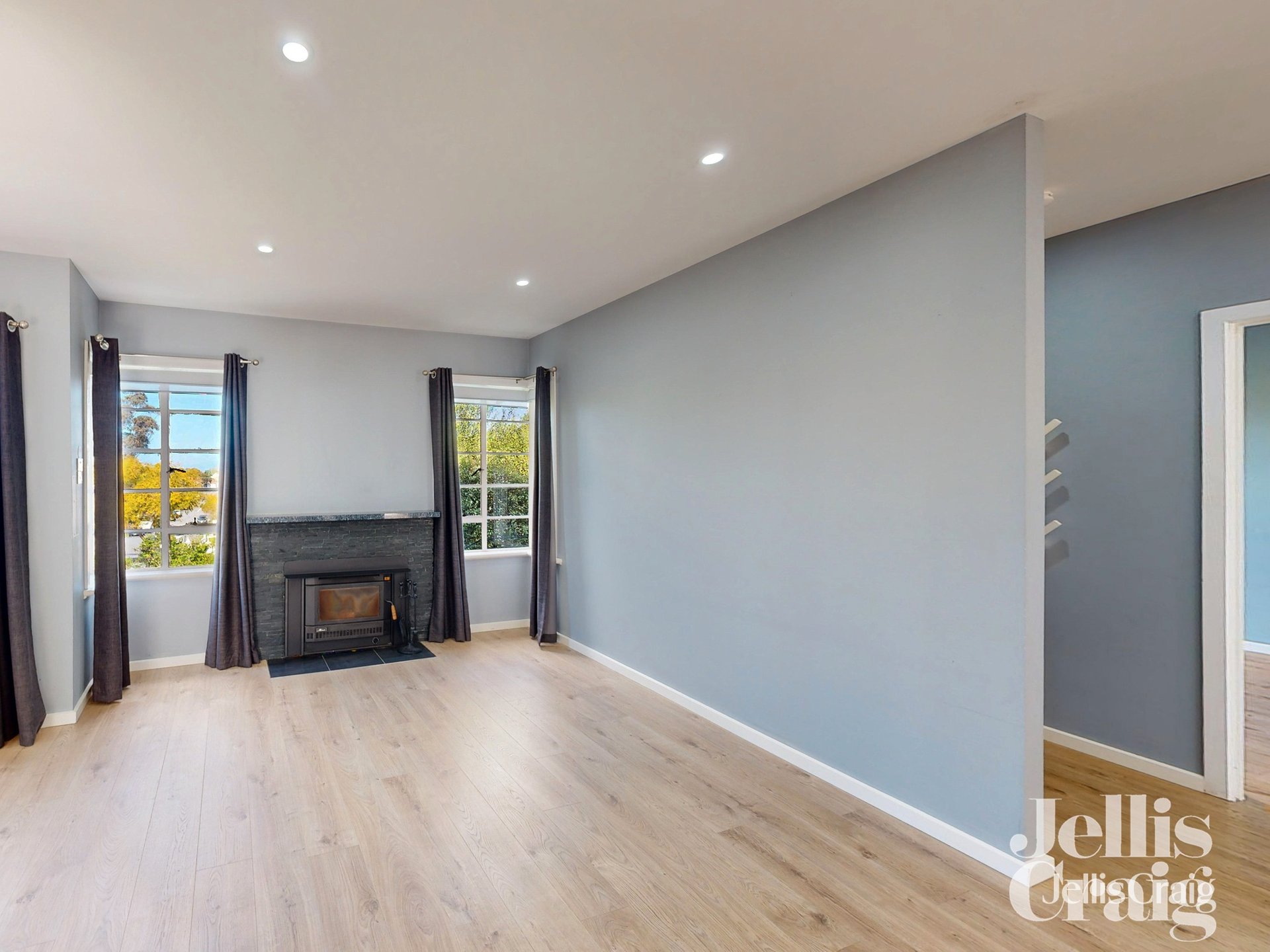 24 Laluma Street, Essendon image 4