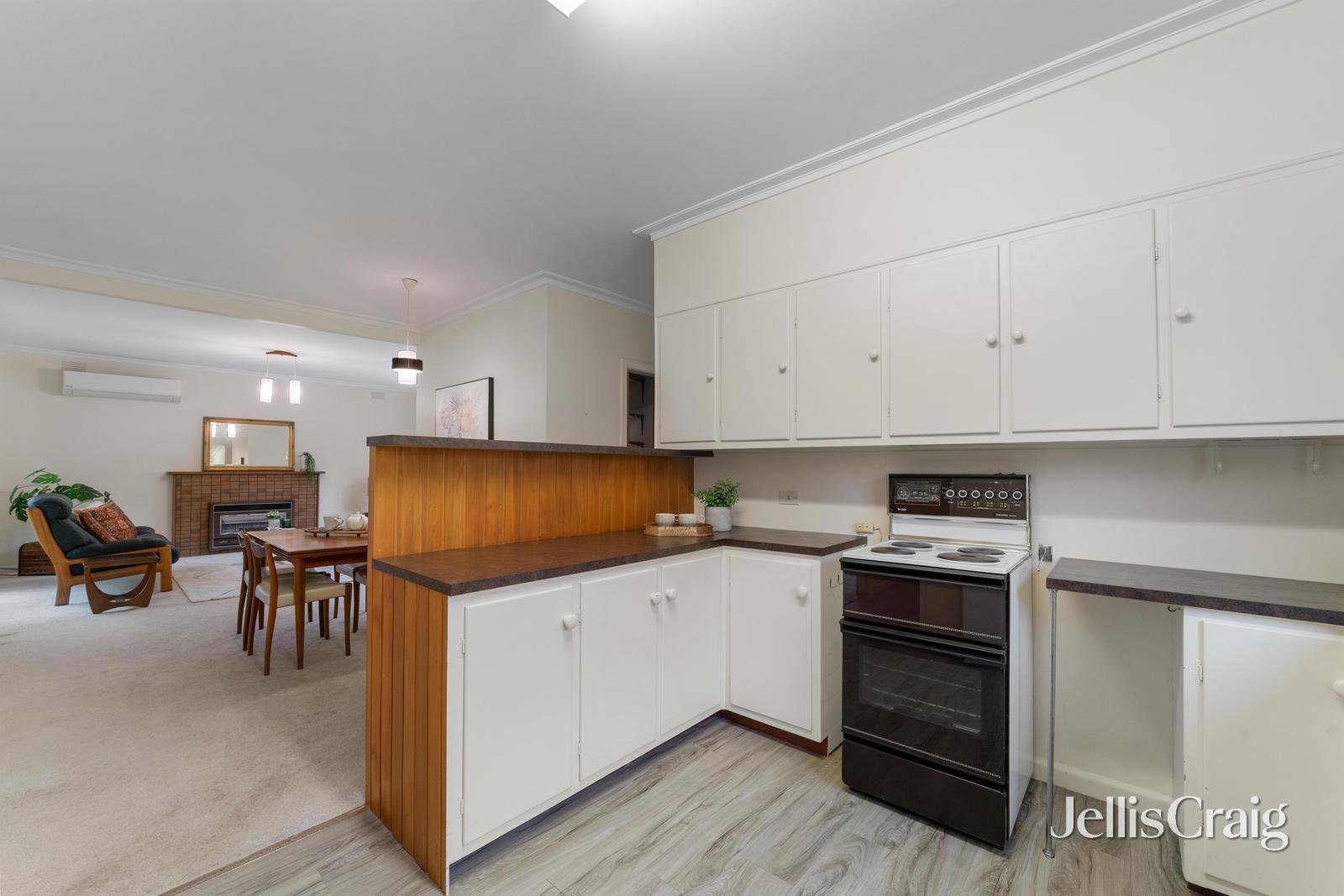 24 Linlithgow Street, Mitcham image 5