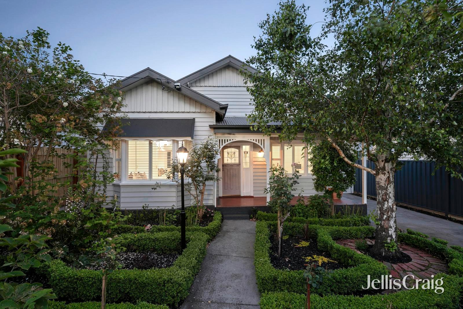 24 Lochinvar Street, Pascoe Vale South image 1