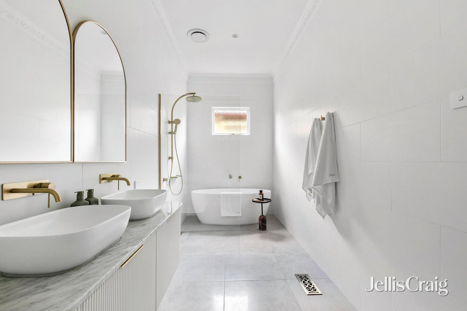 24 Lochinvar Street, Pascoe Vale South image 8