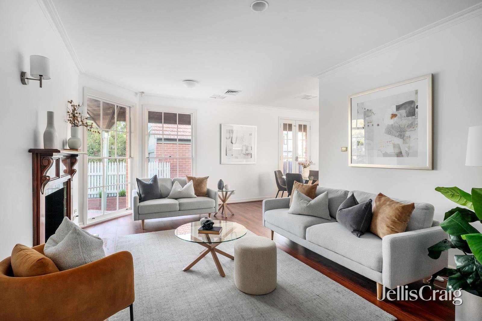 2/4 Lodge Road, Camberwell image 2