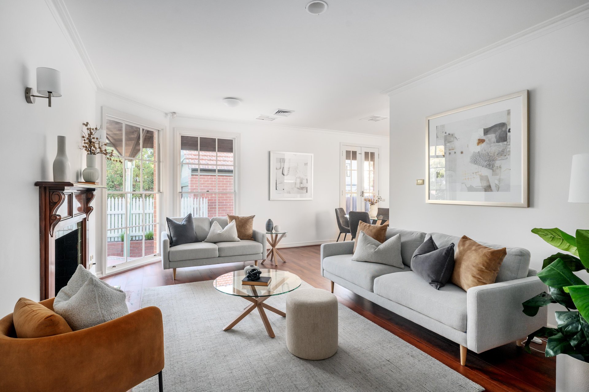 2/4 Lodge Road, Camberwell image 2