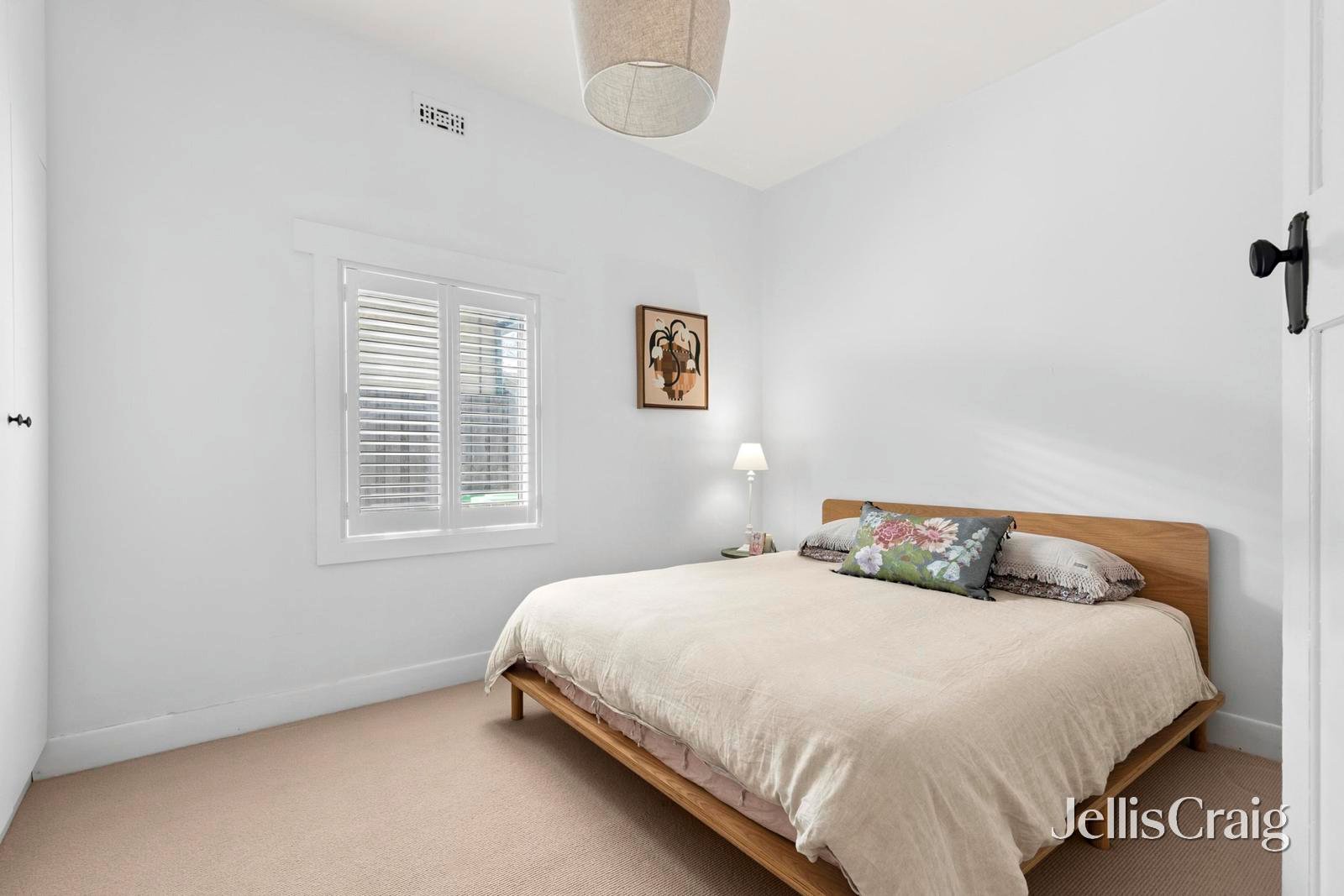 24 Lomond Terrace, East Geelong image 9