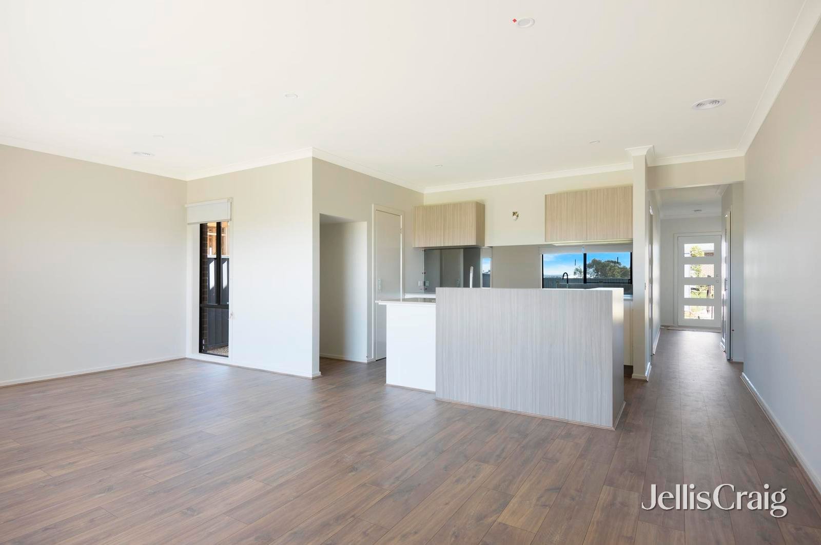 24 Lugano Avenue, Alfredton image 2