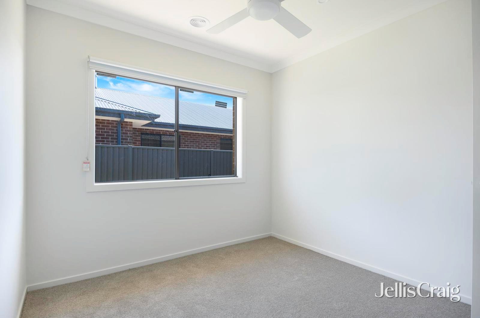 24 Lugano Avenue, Alfredton image 8