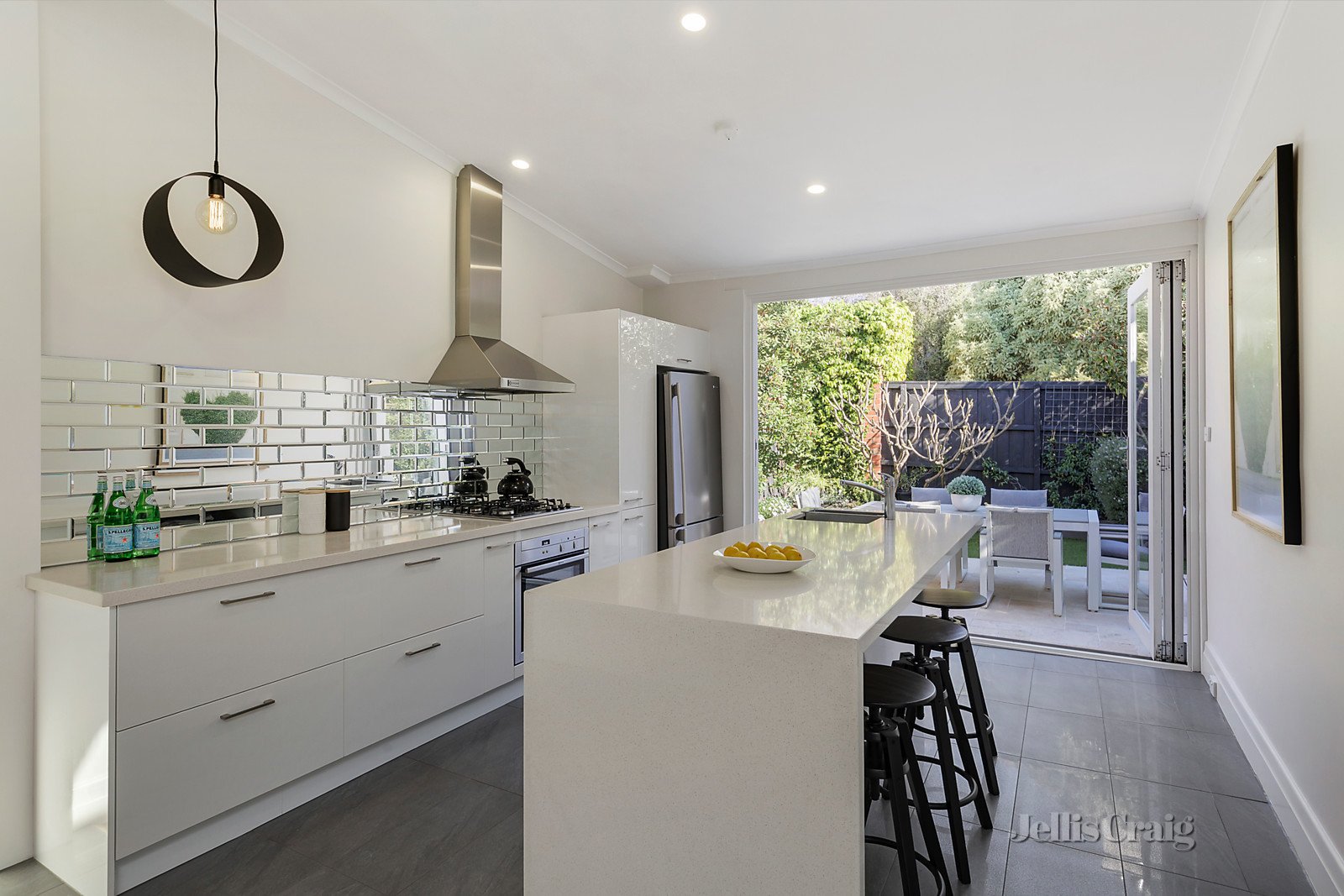 24 Luxton Road, South Yarra image 3
