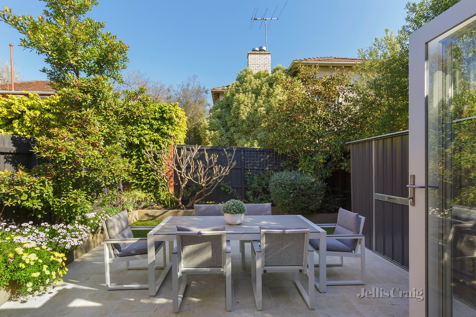24 Luxton Road, South Yarra image 4