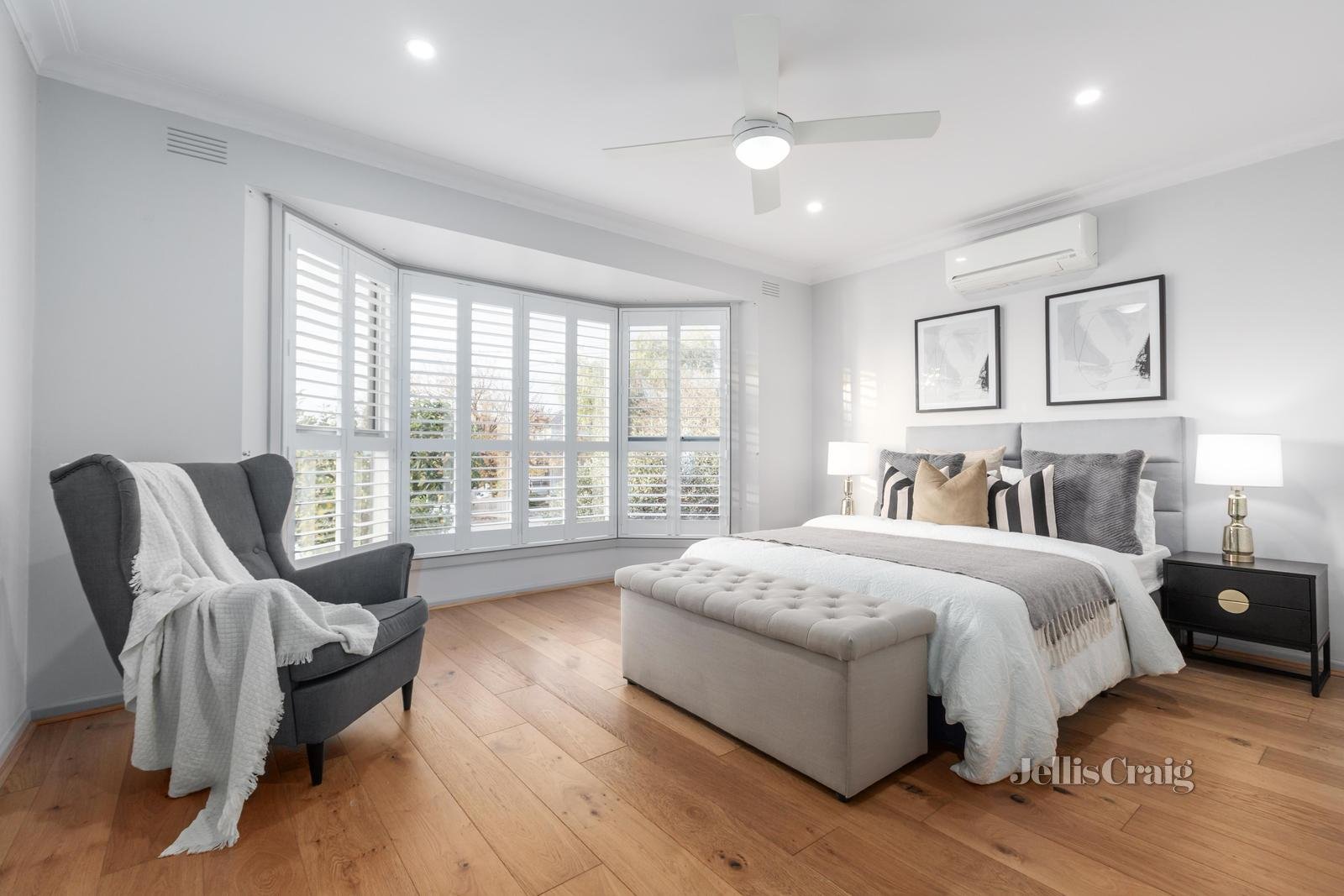 24 Lynden Grove, Mount Waverley image 6