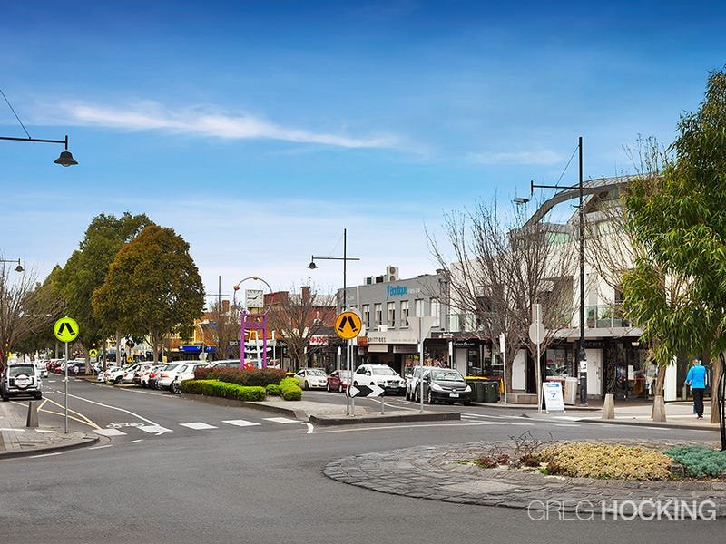 2/4 Lyons Street, Williamstown image 12