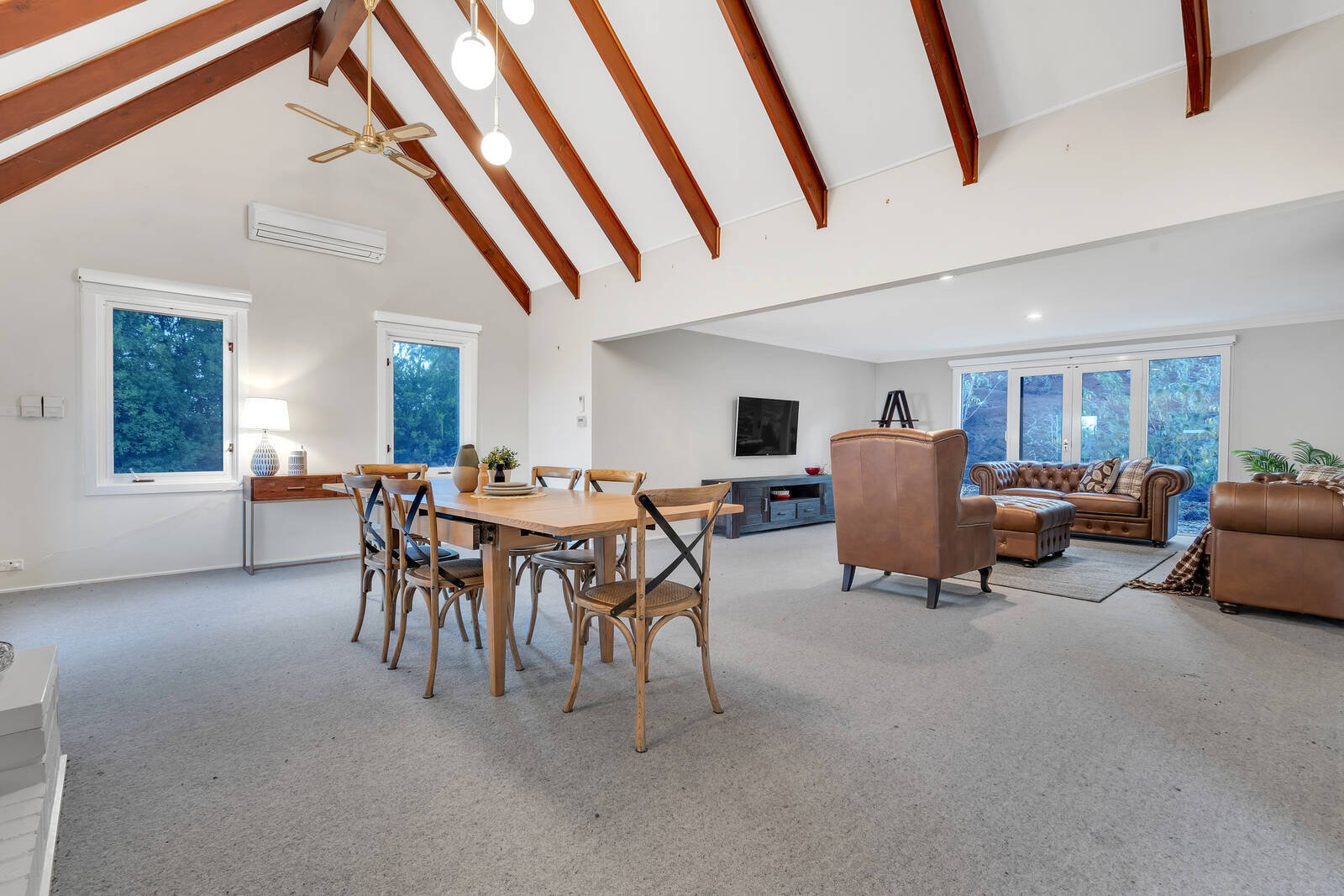 Property Gallery Thumbnail 6