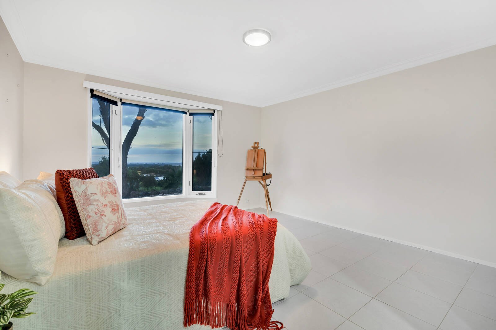 Property Gallery Thumbnail 9