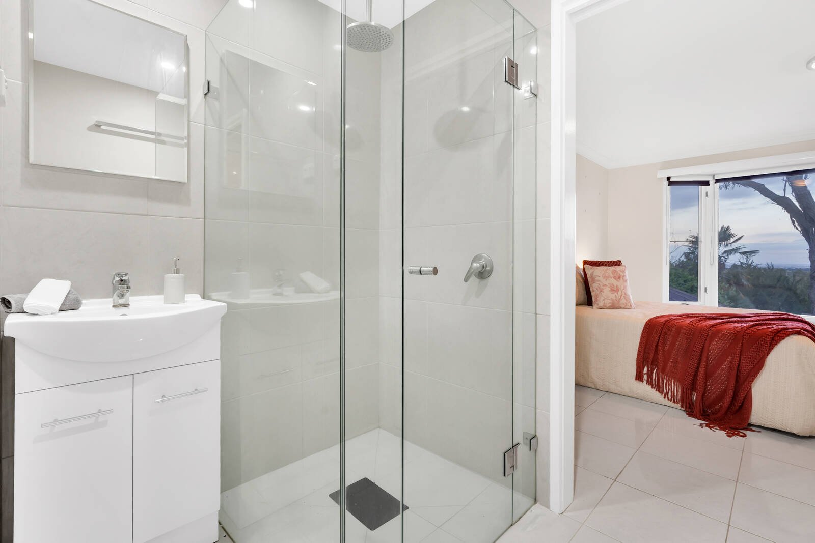 Property Gallery Thumbnail 10