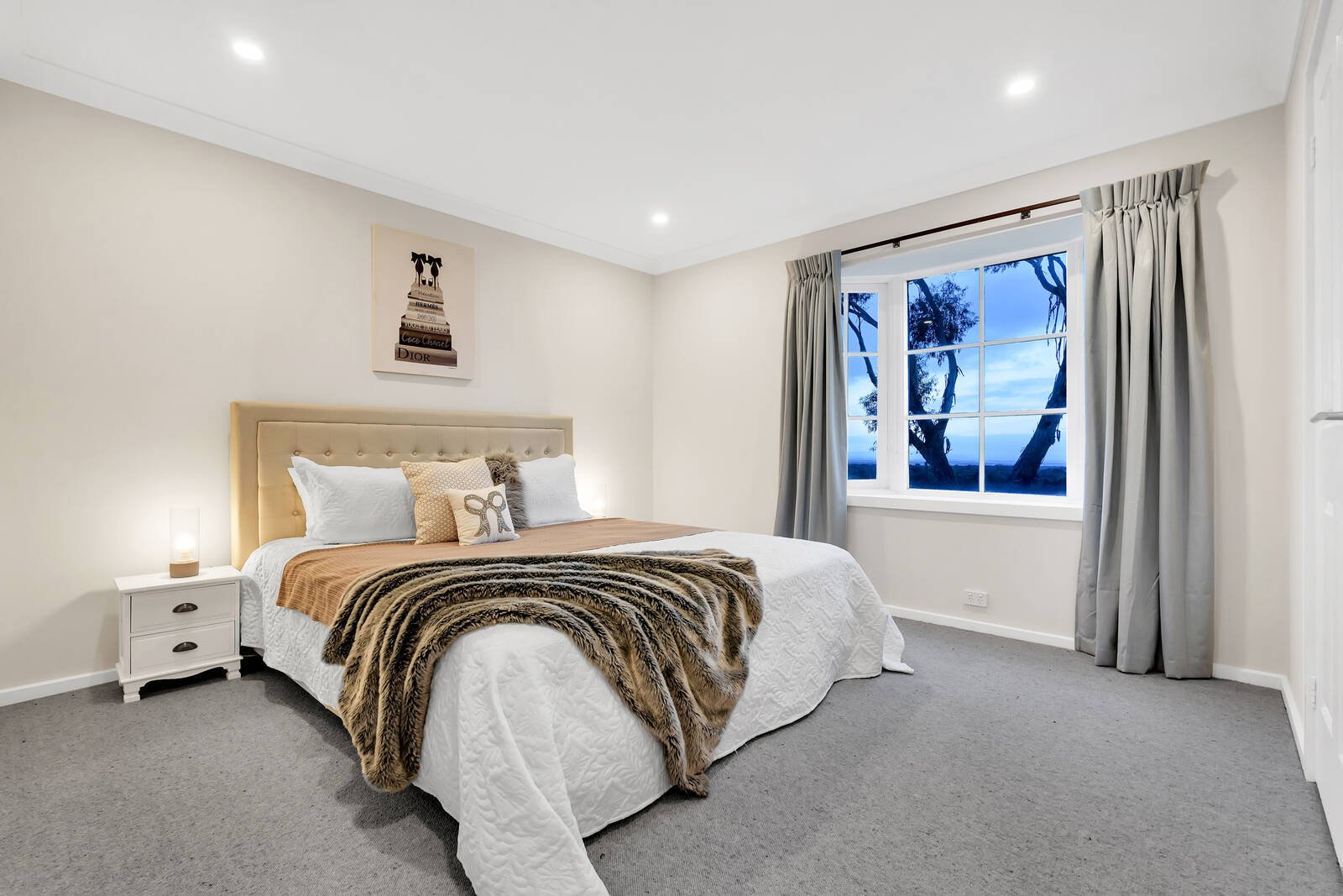 Property Gallery Thumbnail 14