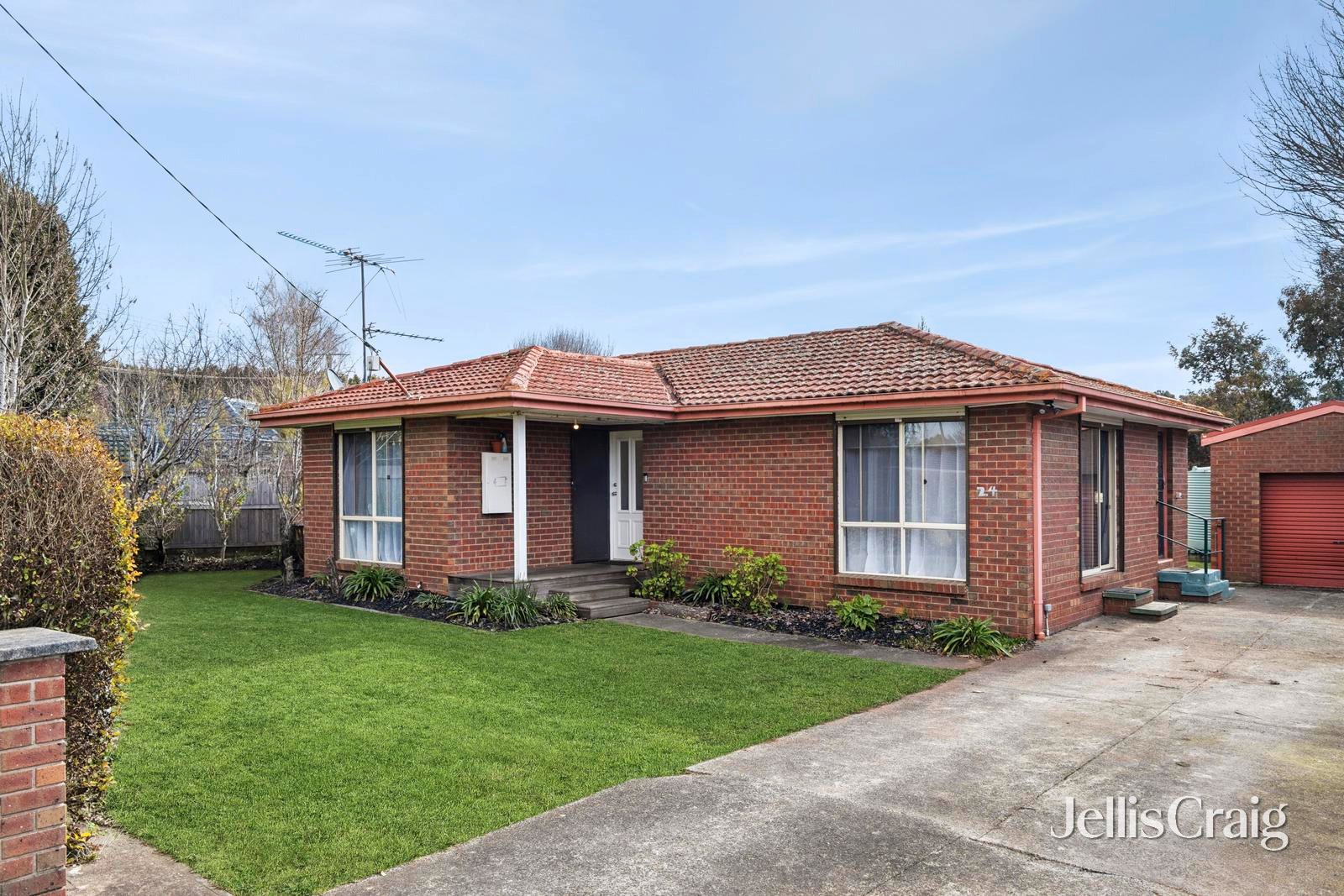24 Manifold Road, Woodend image 1
