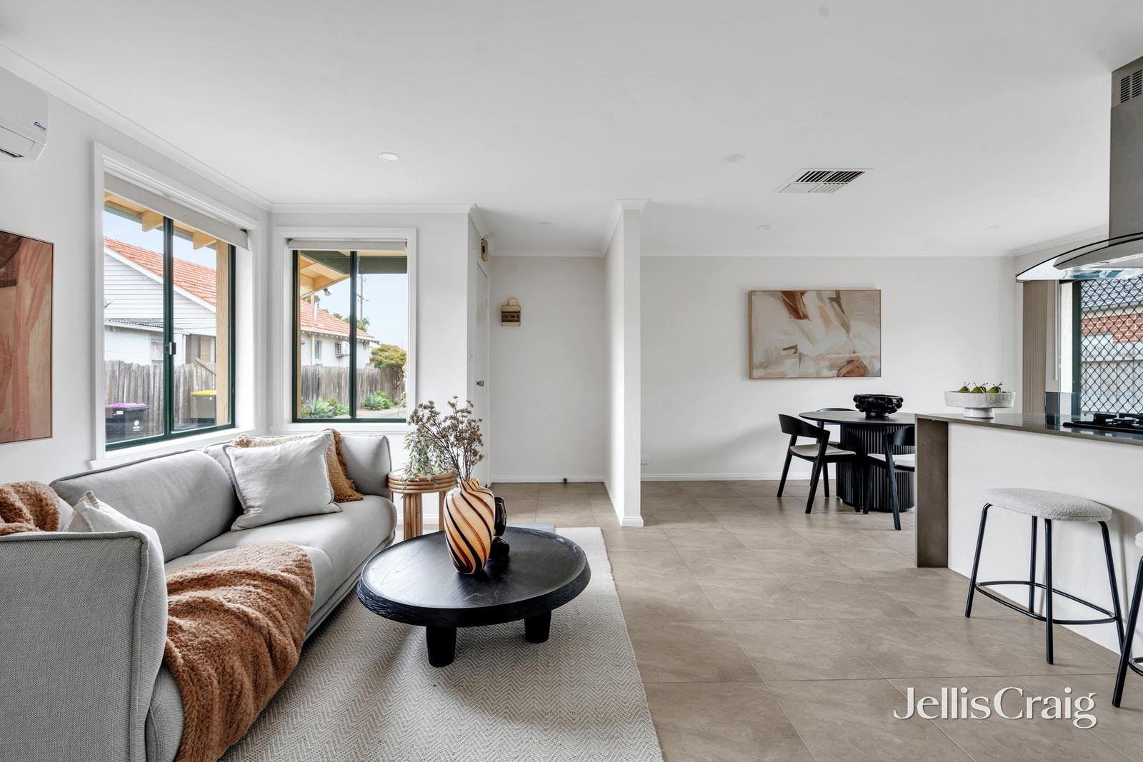 2/4 Marama Street, Coburg North image 2