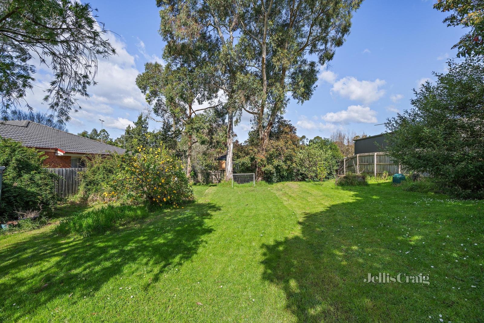 24 Masefield Avenue, Mooroolbark image 10