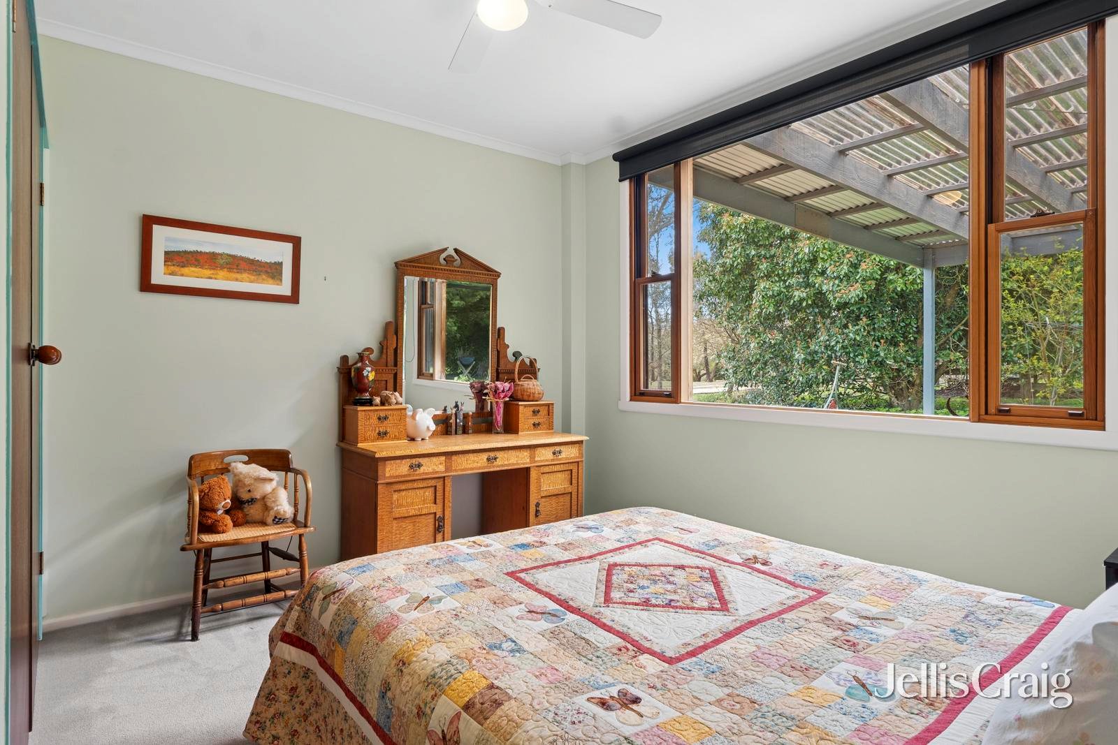 24 Maxted Drive, Newham image 7