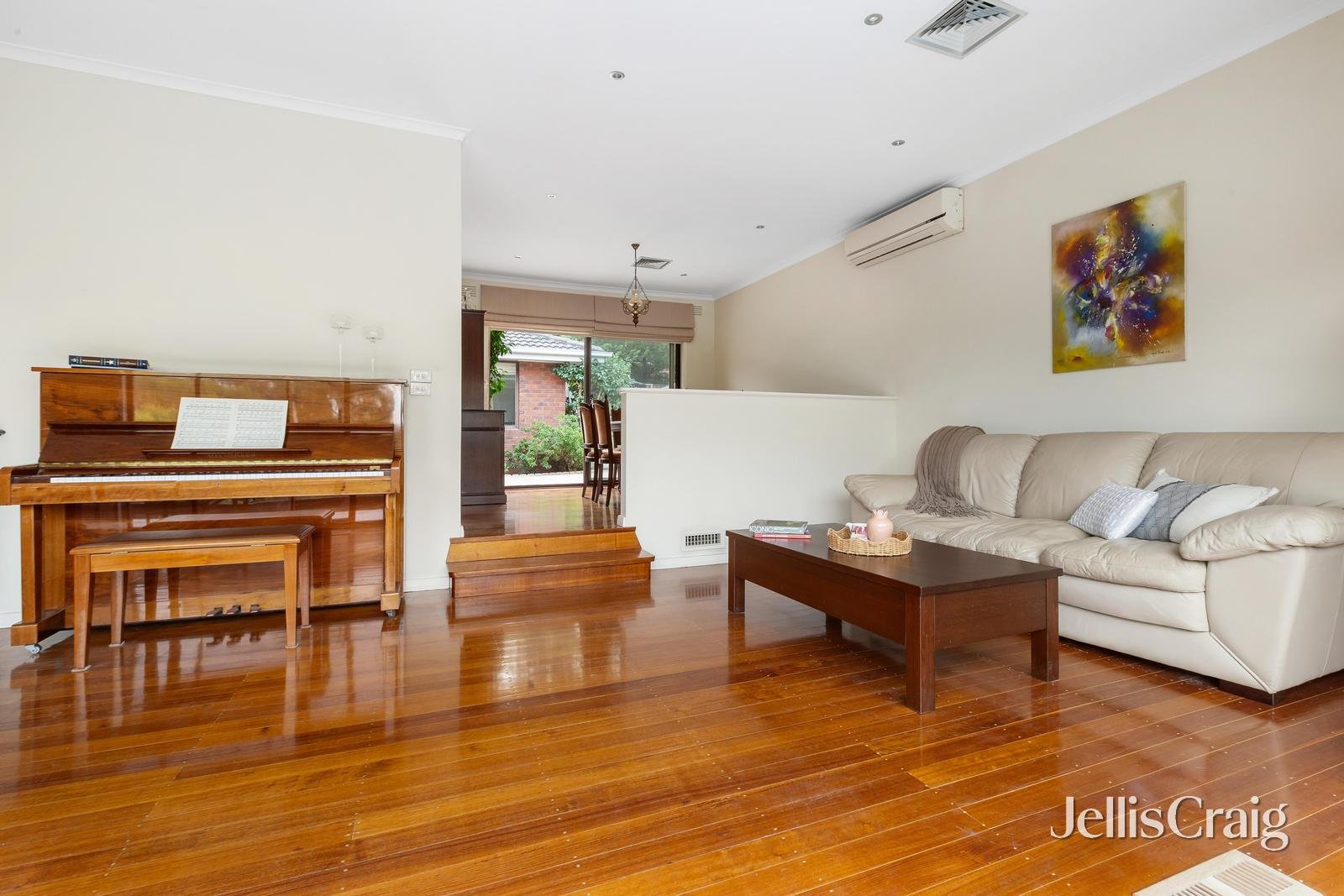 24 Mcauley Drive, Rosanna image 3