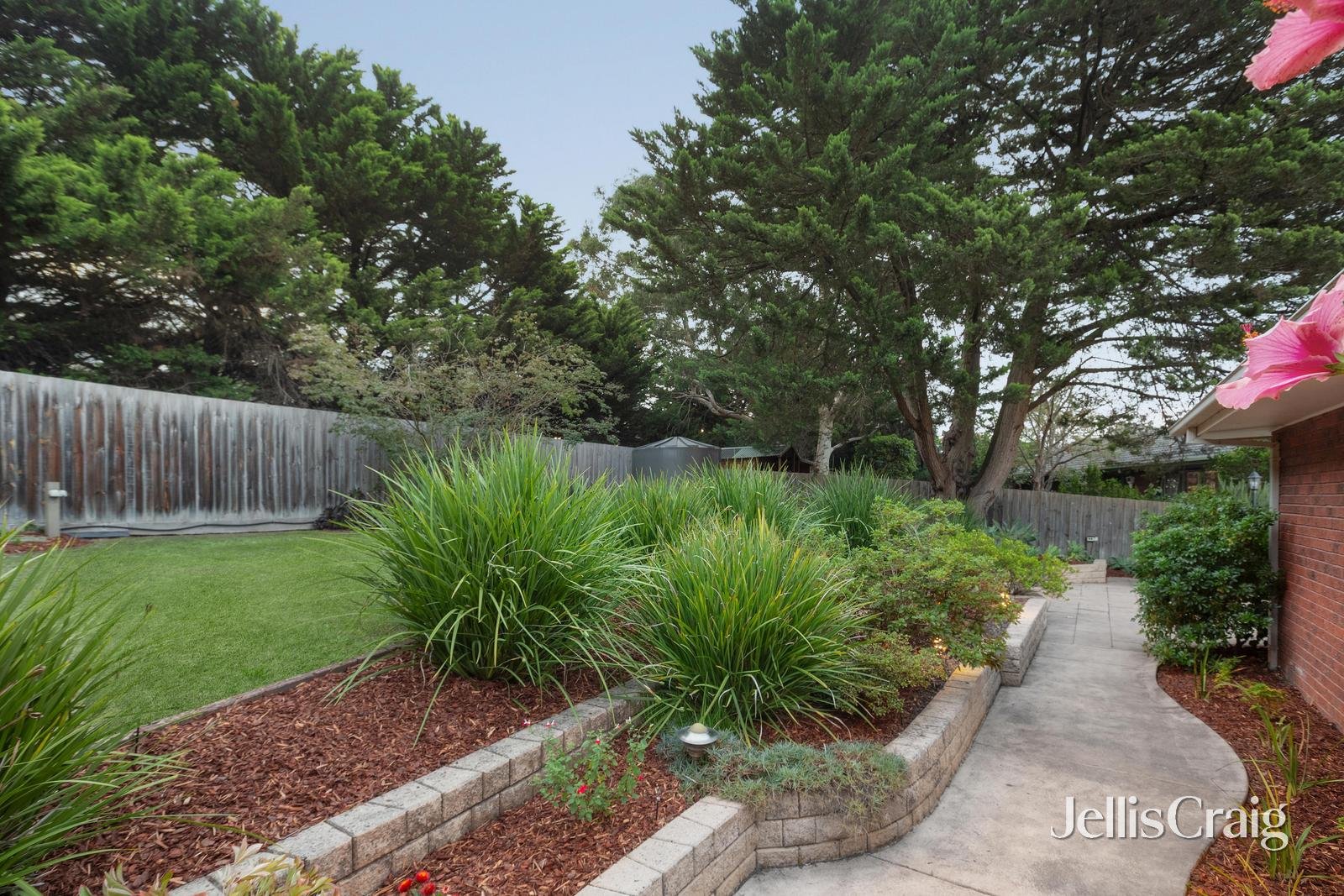 24 Mcauley Drive, Rosanna image 18