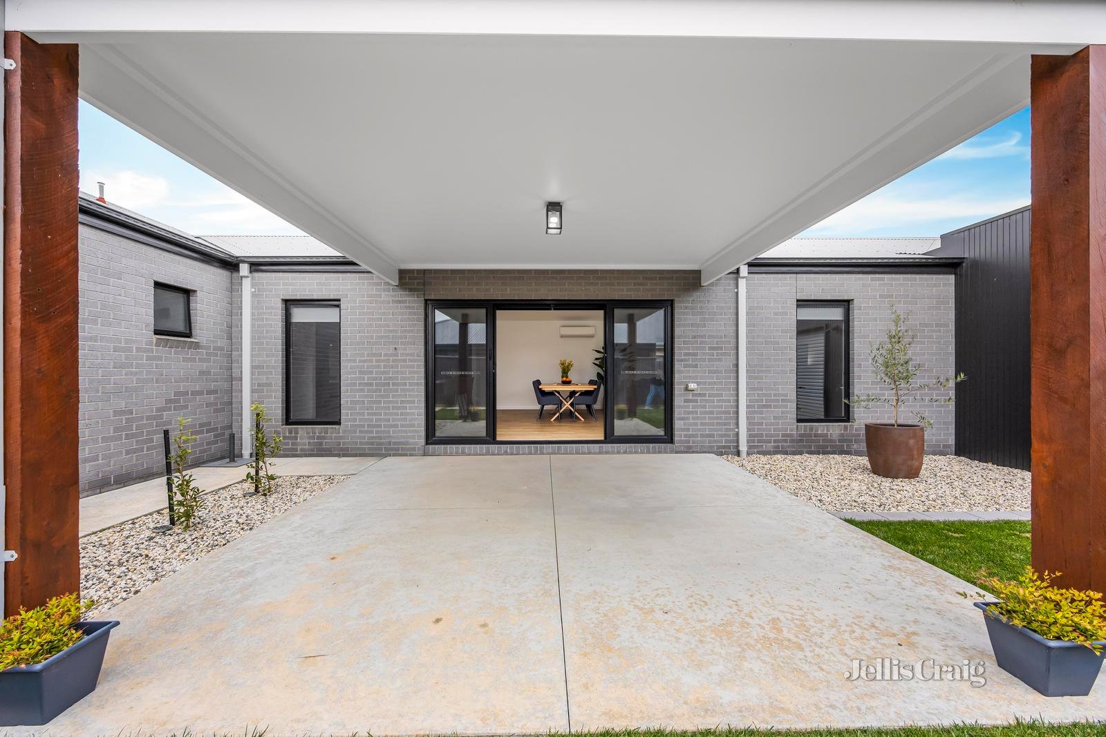 24 Mcleod Crescent, Lucas image 6