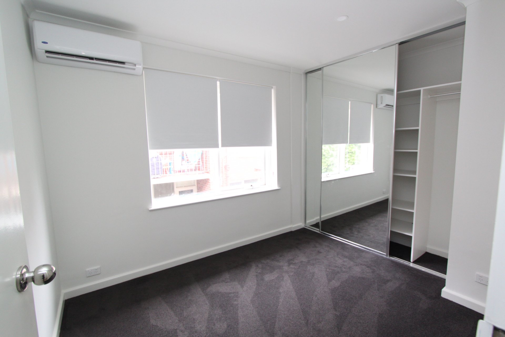 Property Gallery Thumbnail 4