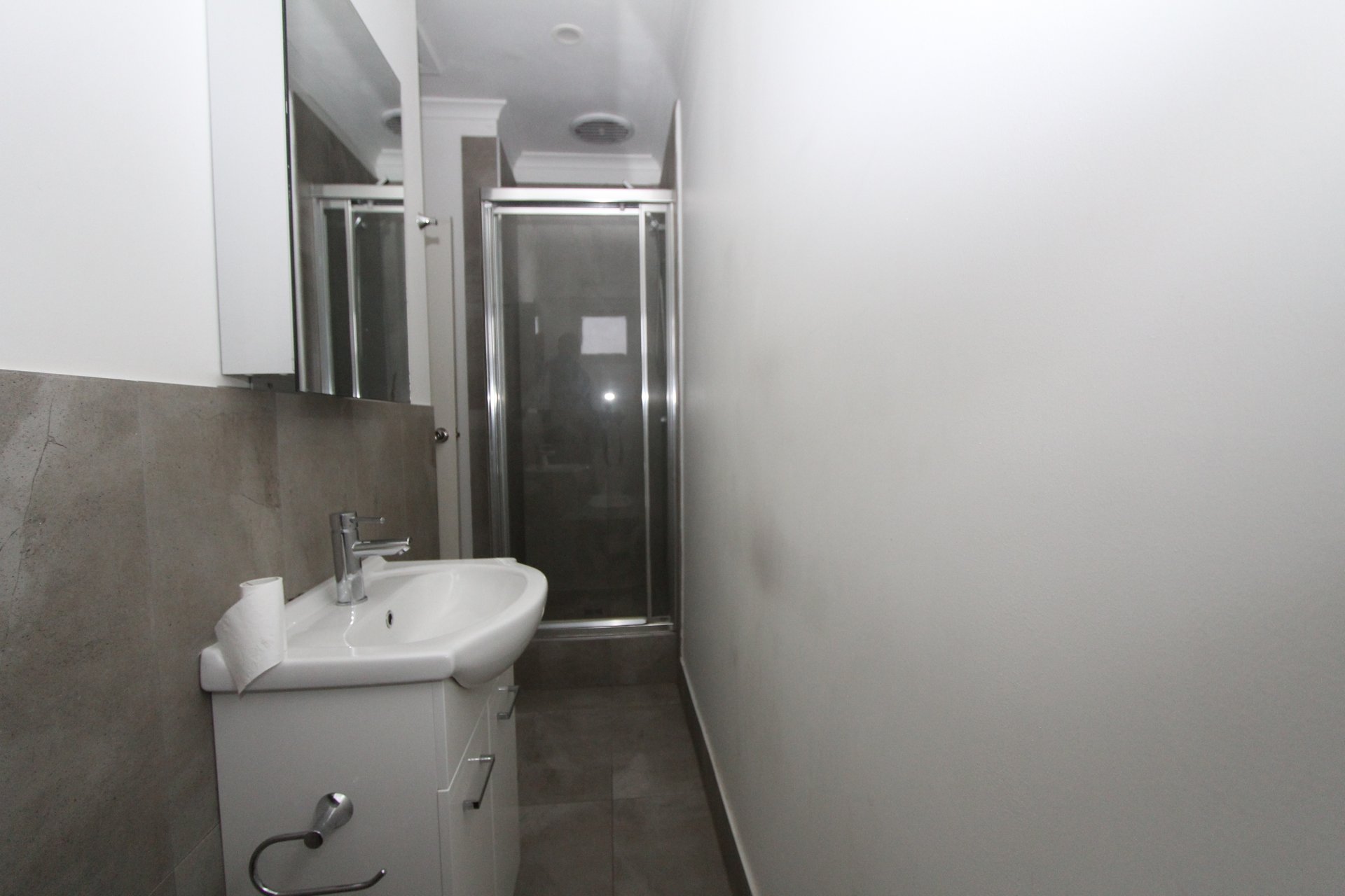 Property Gallery Thumbnail 6