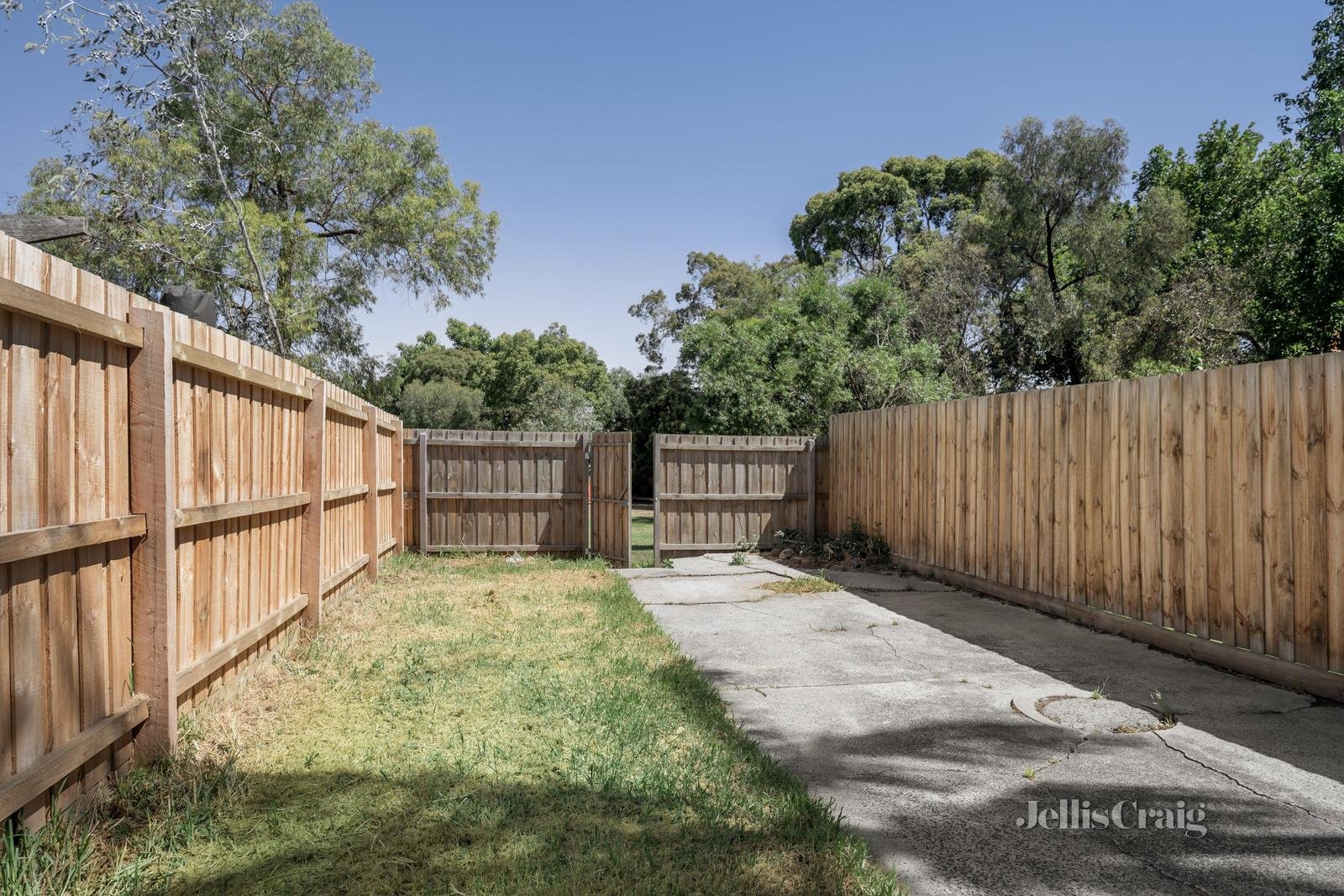 24 Melville Street, Hawthorn image 8