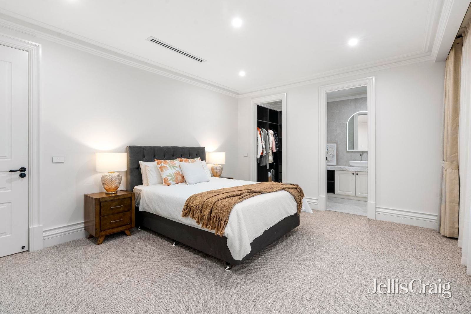 24 Mimosa Street, Glen&nbsp;Waverley image 18