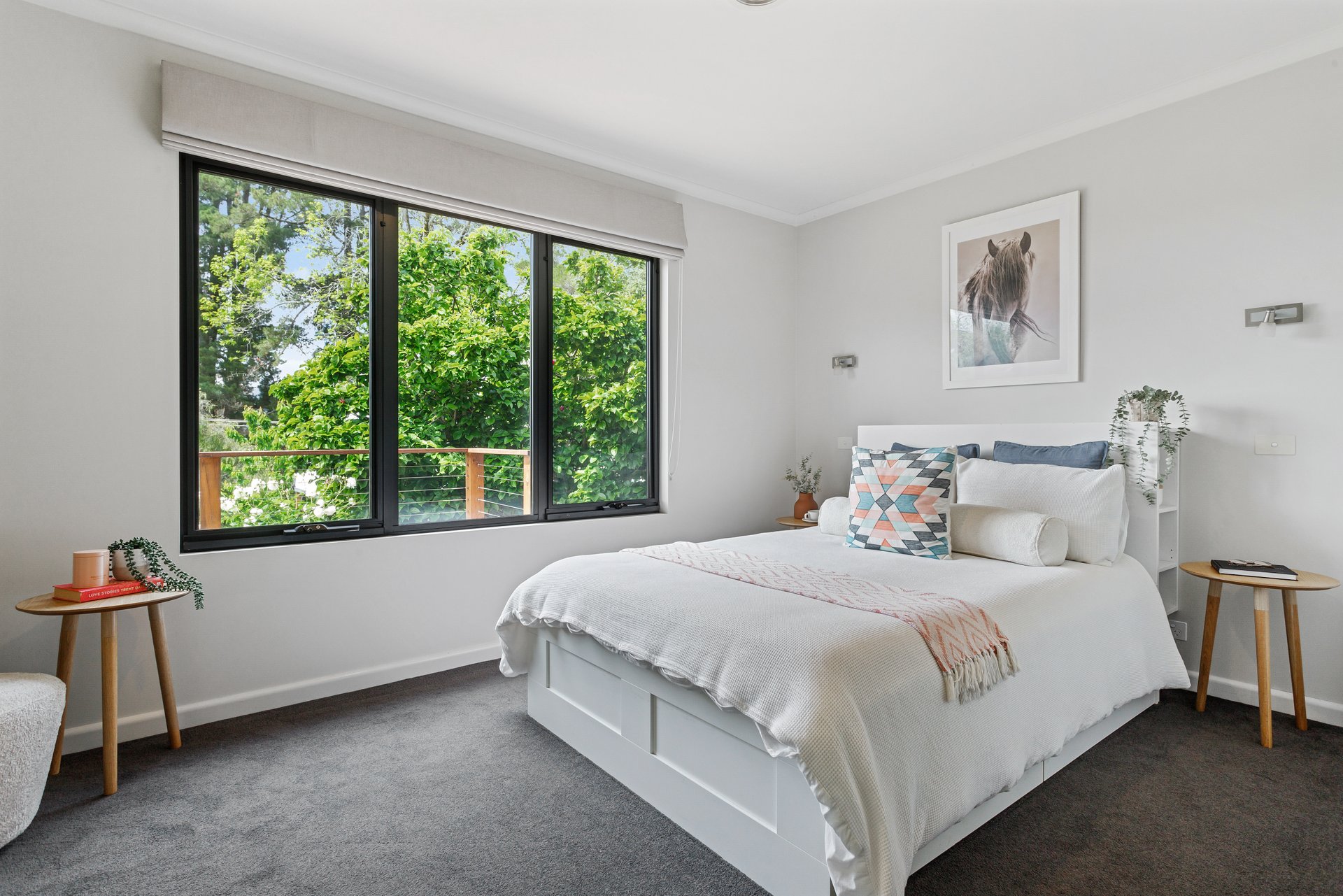 24 Moralla Avenue, Croydon image 8