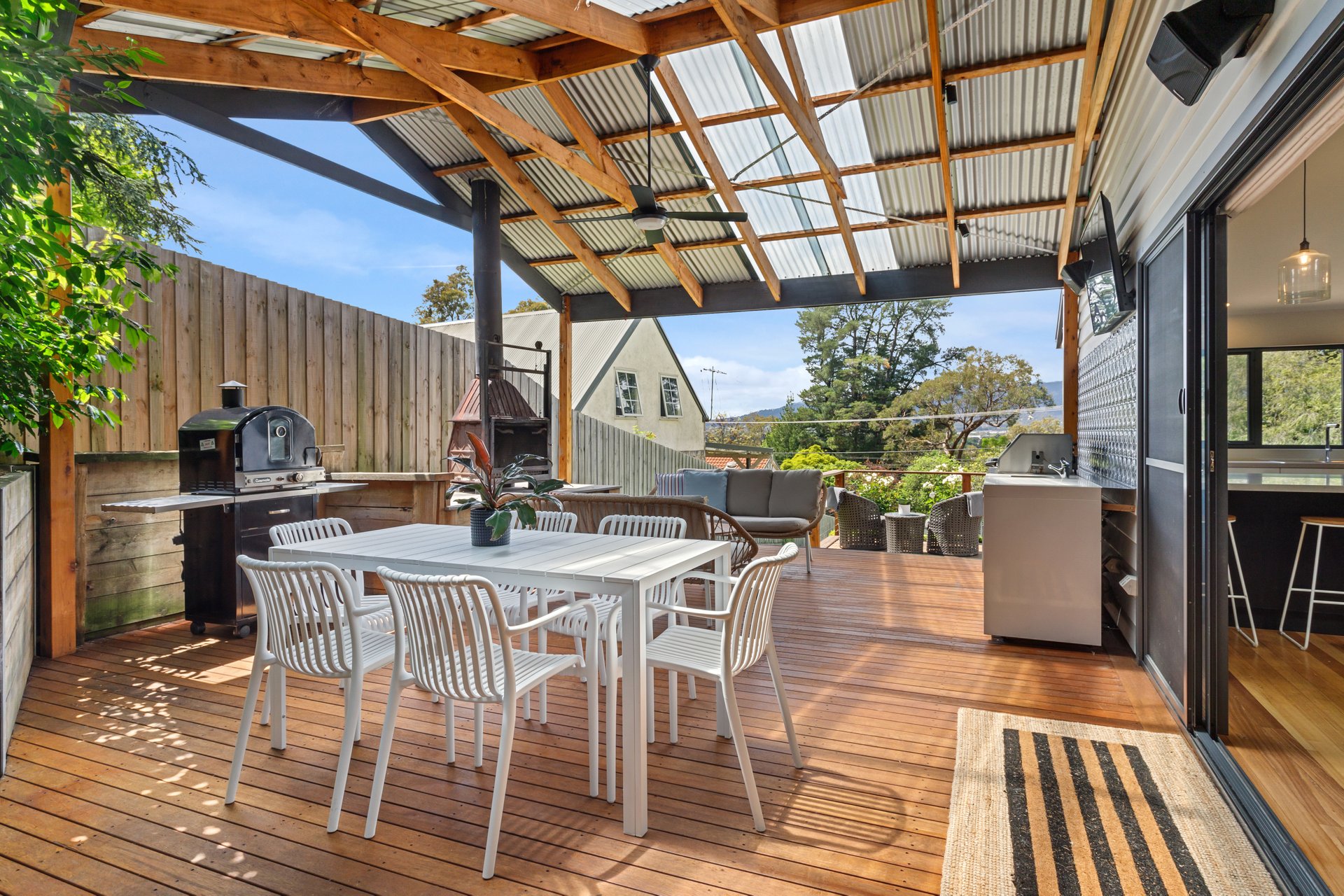 24 Moralla Avenue, Croydon image 10