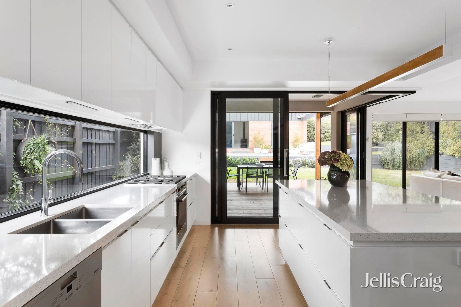 24 Mount Pleasant Road, Preston image 6