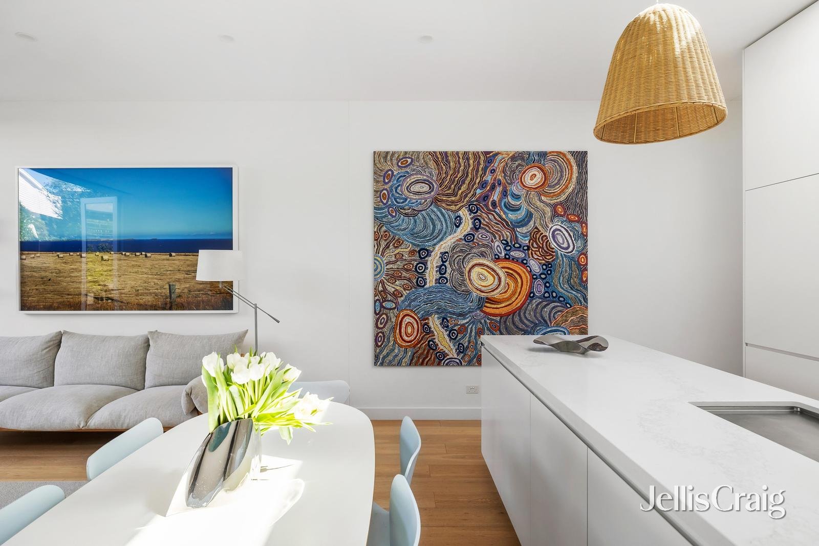 24 Mt Pleasant Grove, Armadale image 4