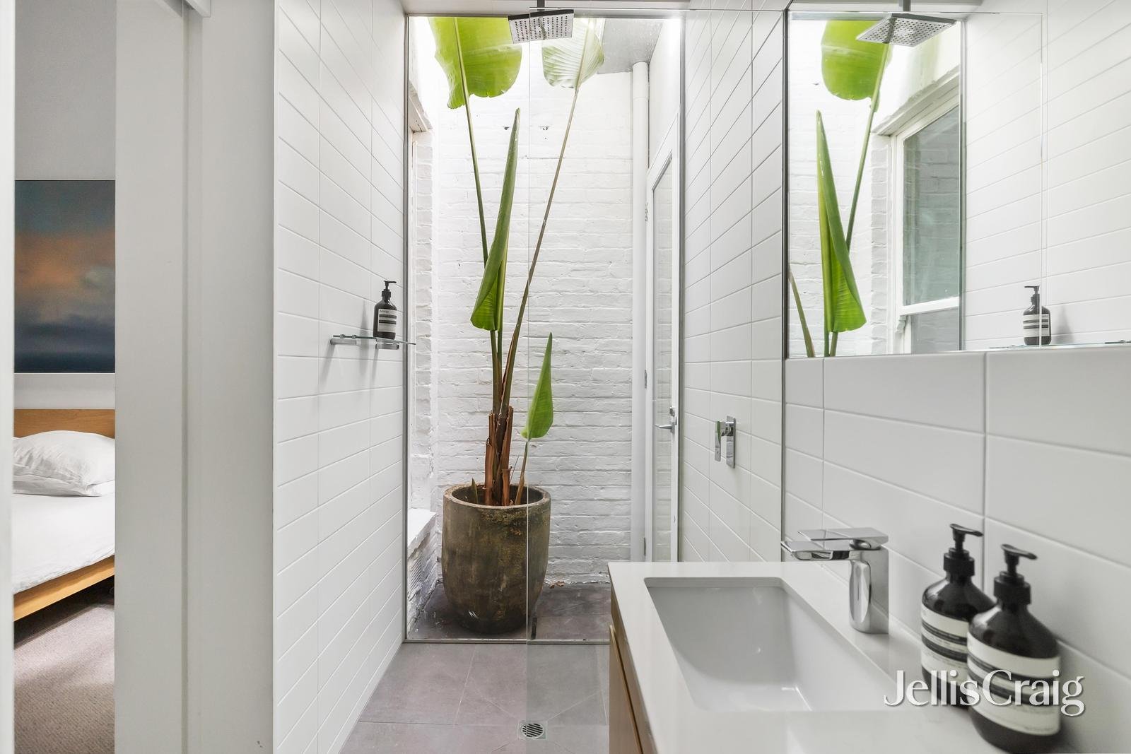 24 Mt Pleasant Grove, Armadale image 11