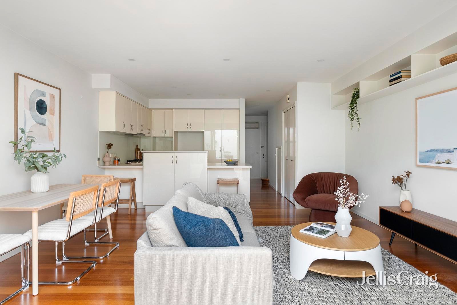 24 Neville Street, Albert&nbsp;Park image 2