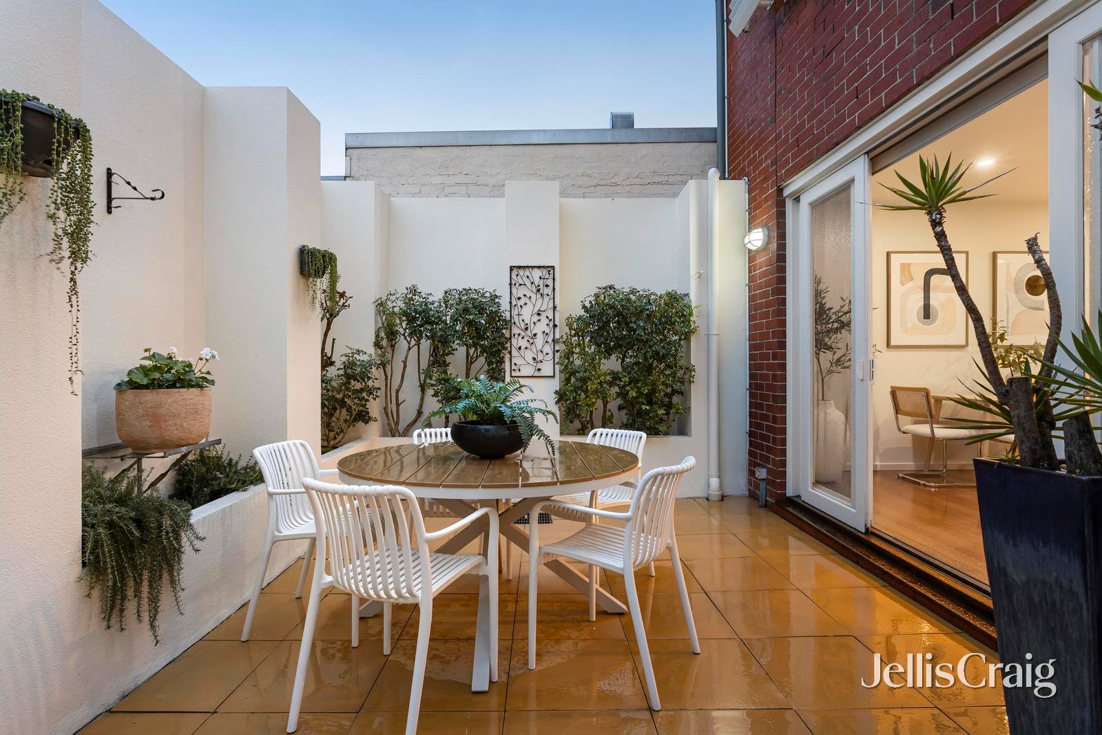 24 Neville Street, Albert&nbsp;Park image 13