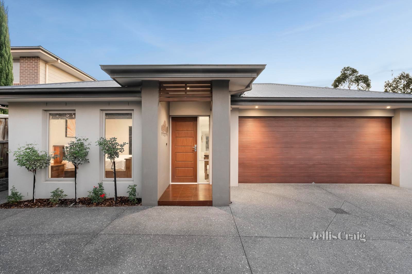 24 Norris Circuit, Croydon image 1