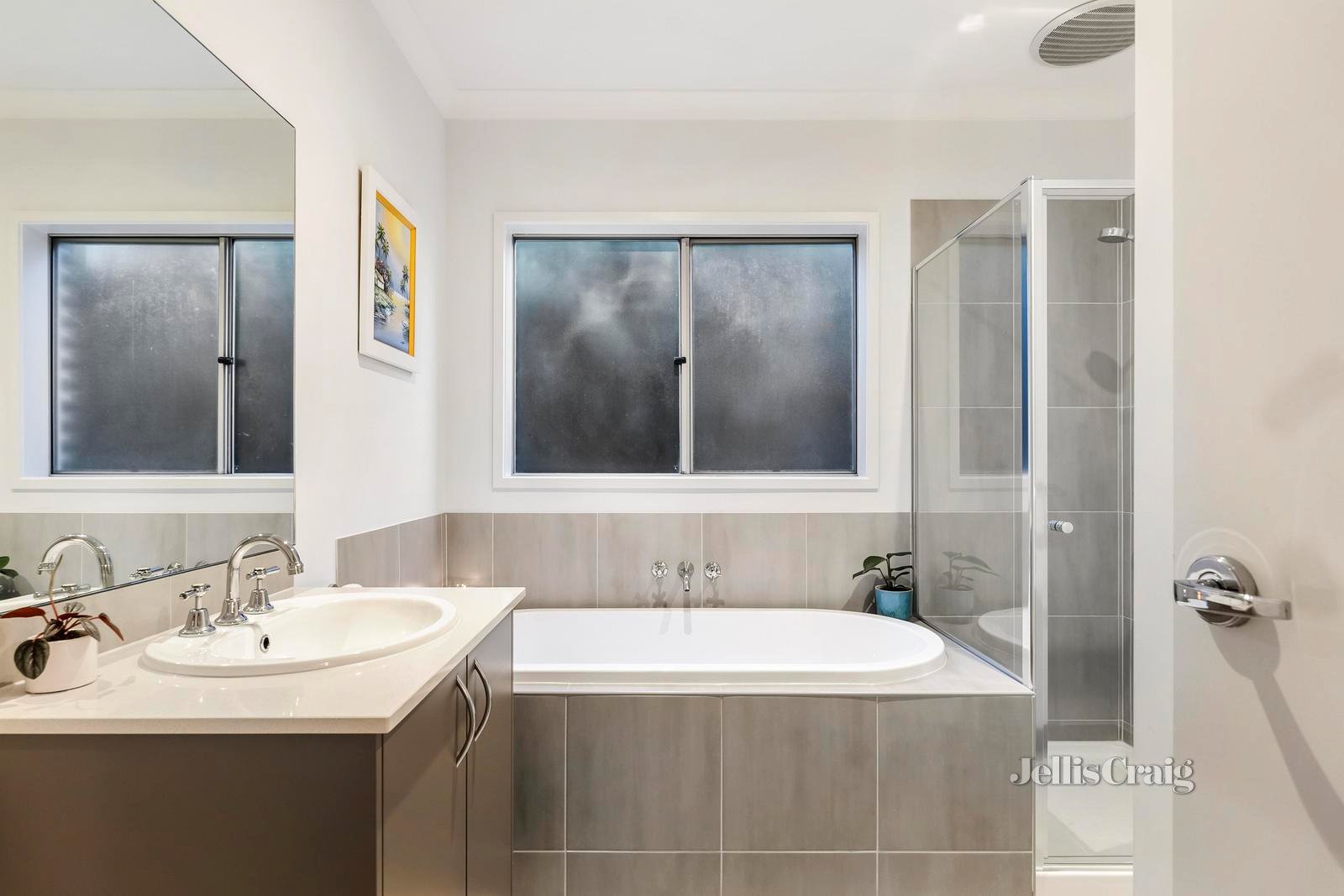24 Norris Circuit, Croydon image 10