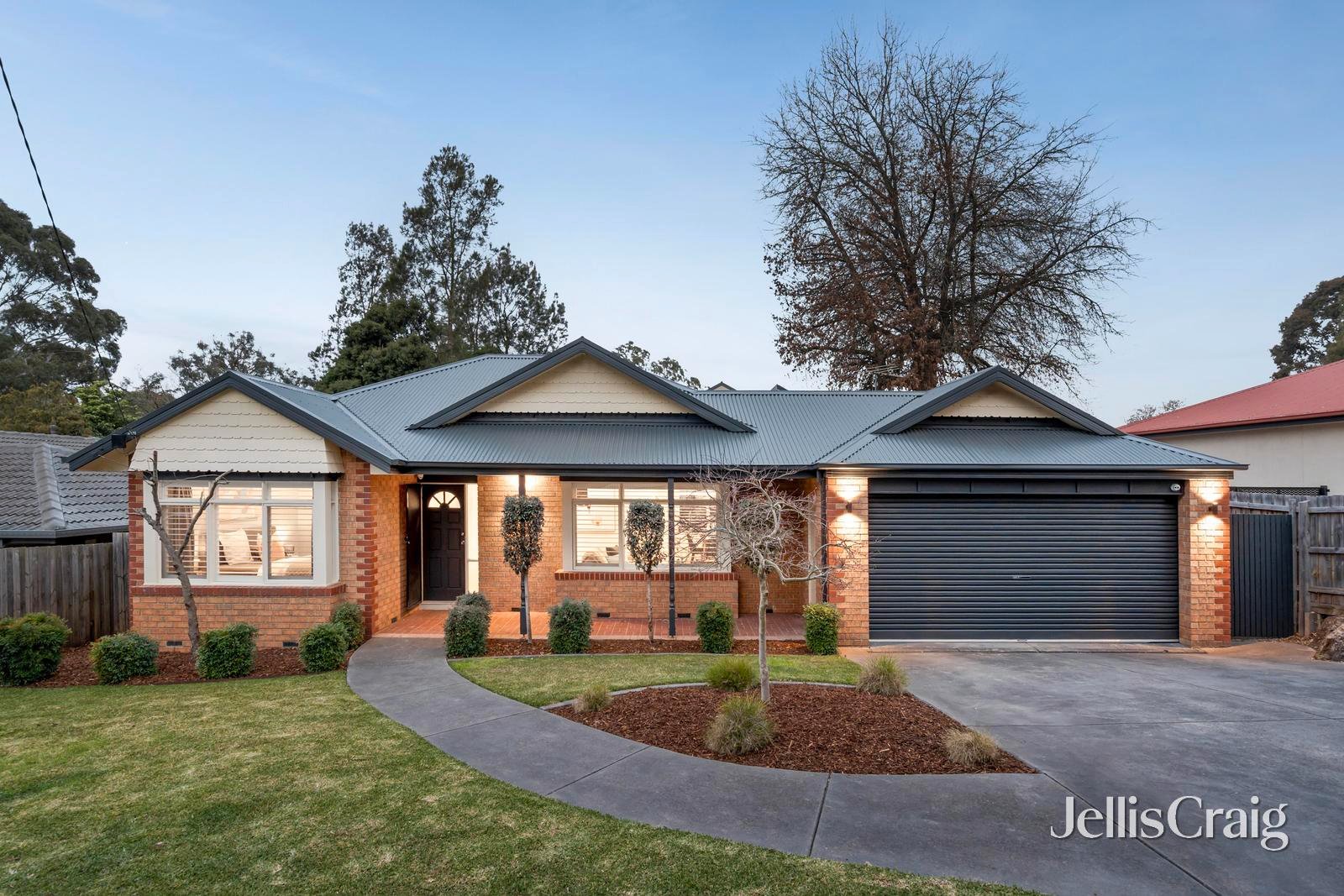 24 Oaktree Road, Croydon&nbsp;North image 1