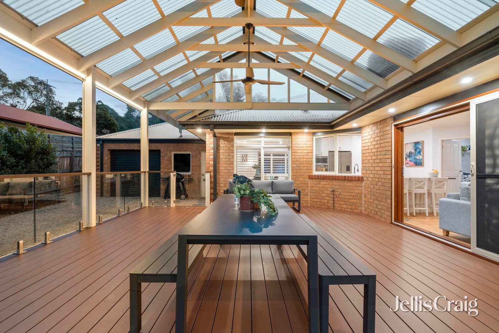24 Oaktree Road, Croydon&nbsp;North image 3