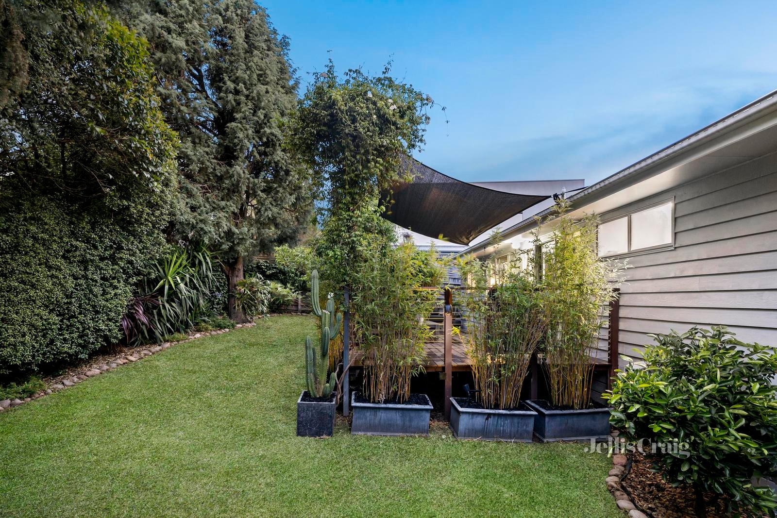 2/4 Oliver Street, Ringwood image 14