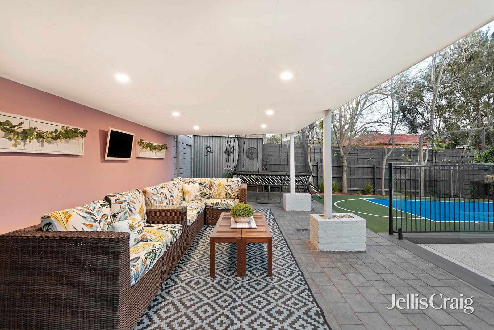 24 Olwen Street, Nunawading image 13