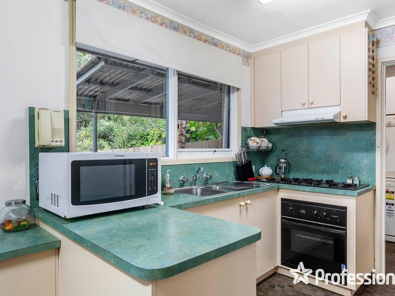 24 Orrong Road, Mooroolbark image 5