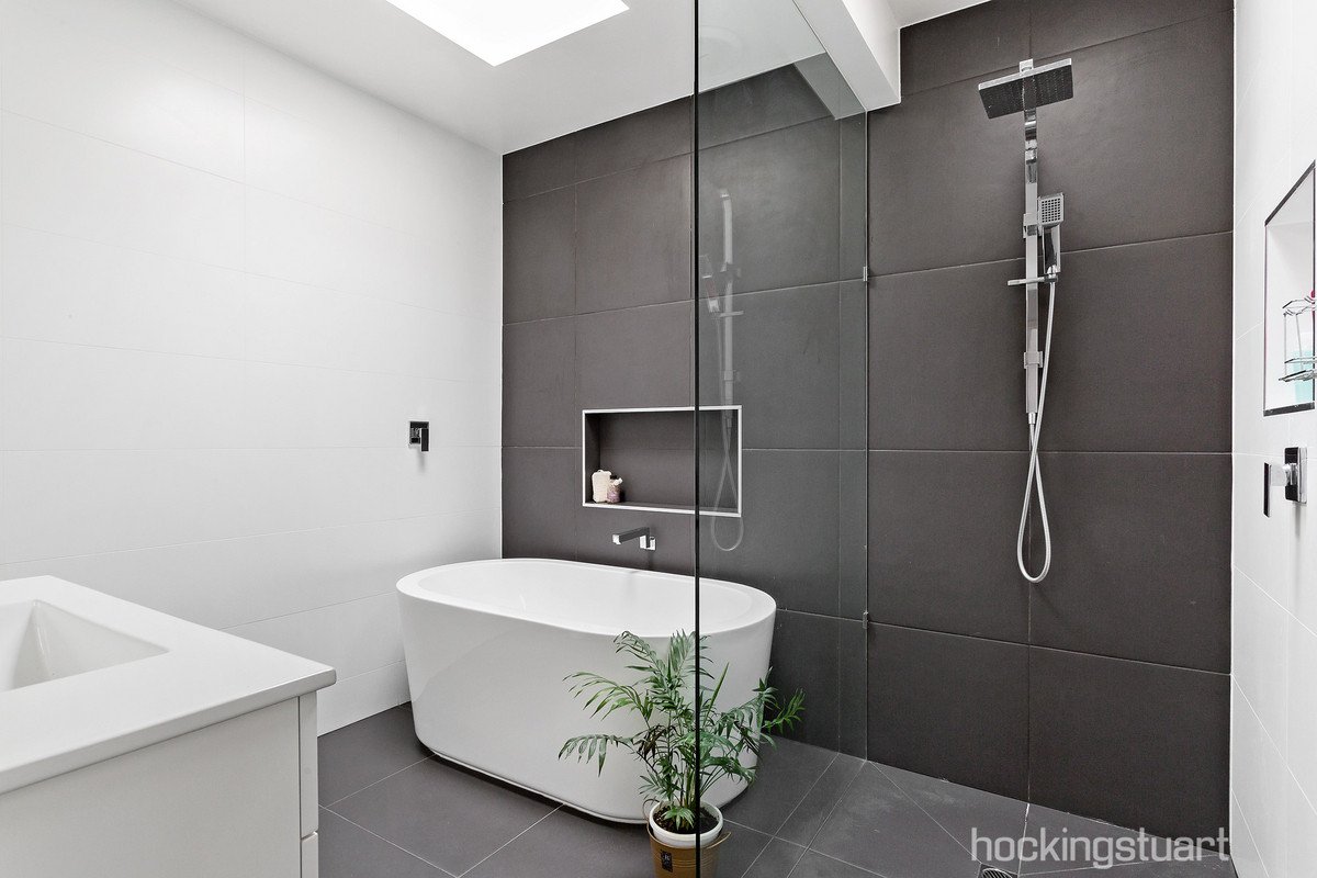 24 O'Shaughnessy Street, Kew image 6