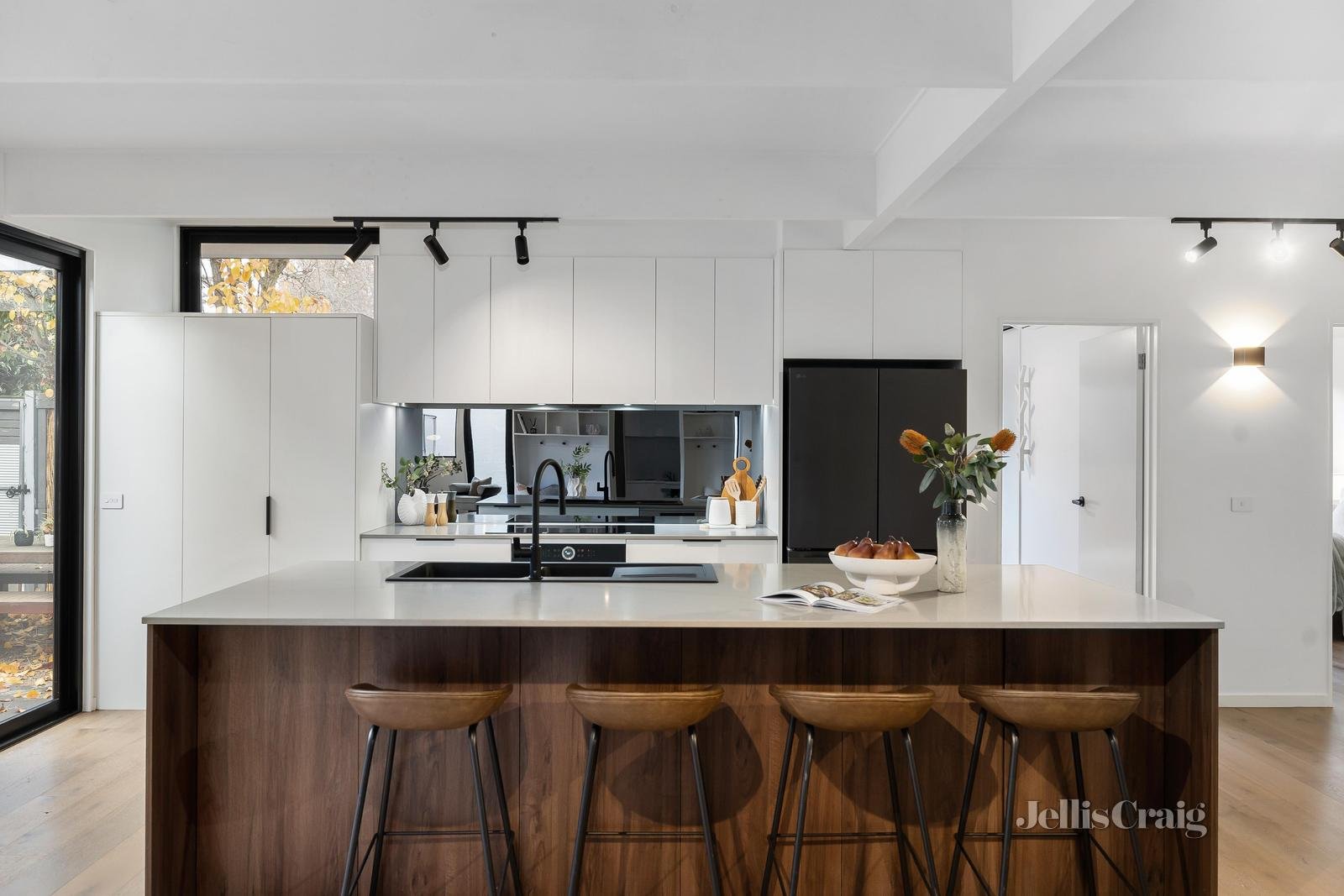 24 Palmer Avenue, Balwyn image 4