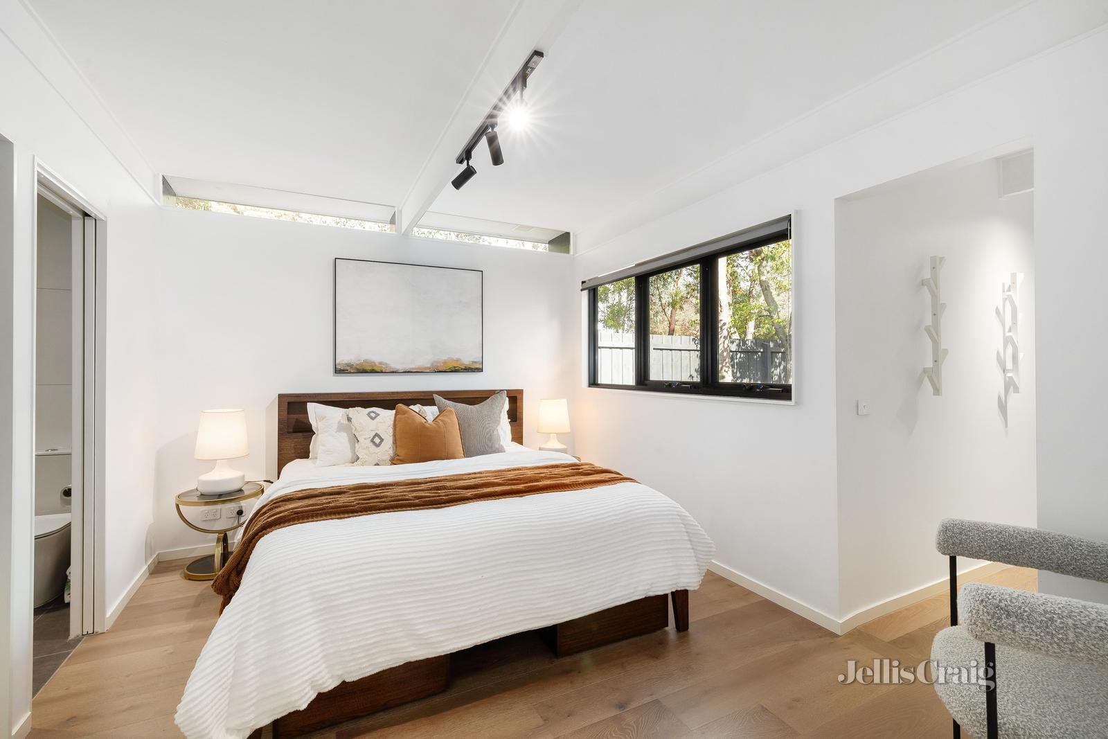 24 Palmer Avenue, Balwyn image 6