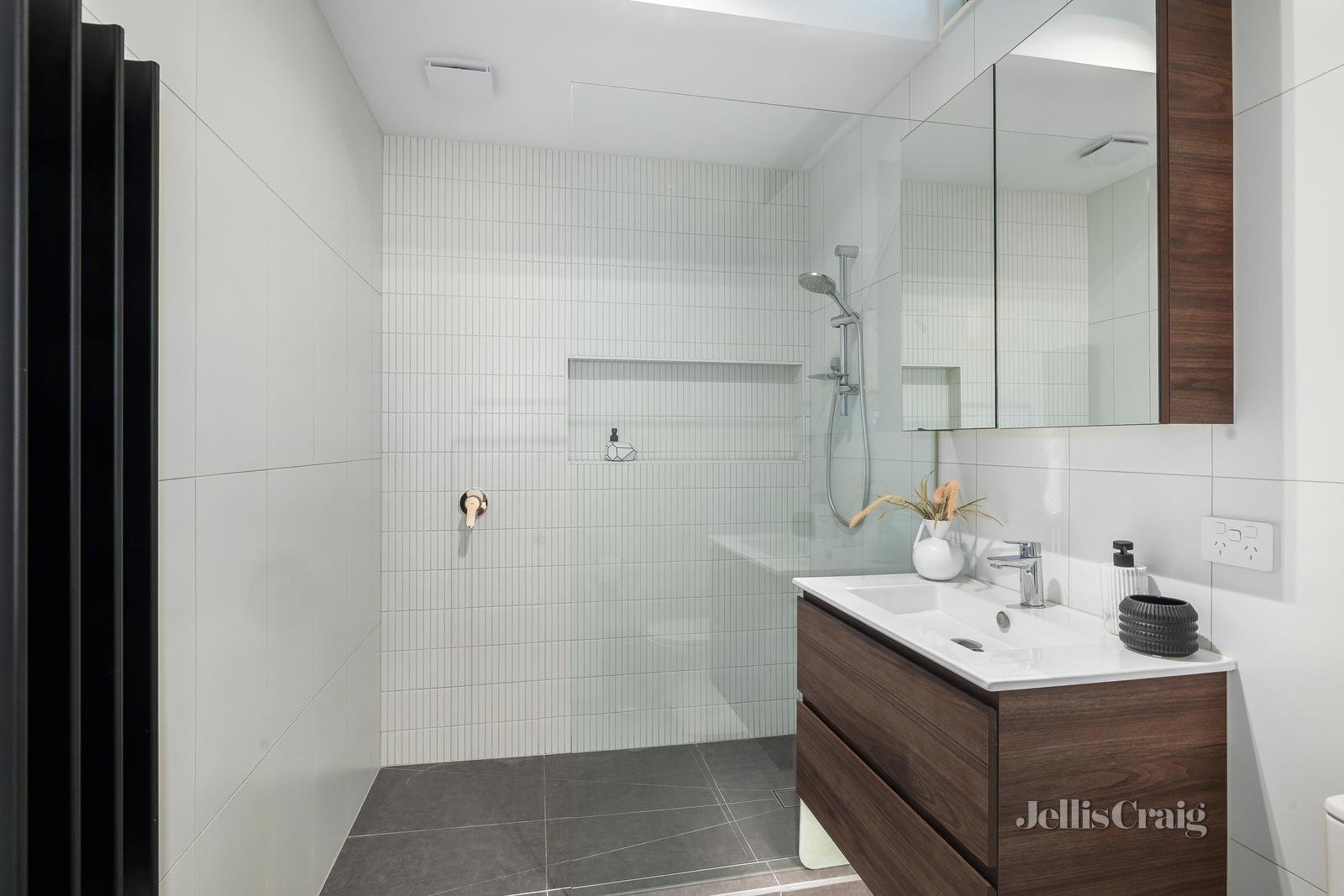 24 Palmer Avenue, Balwyn image 7